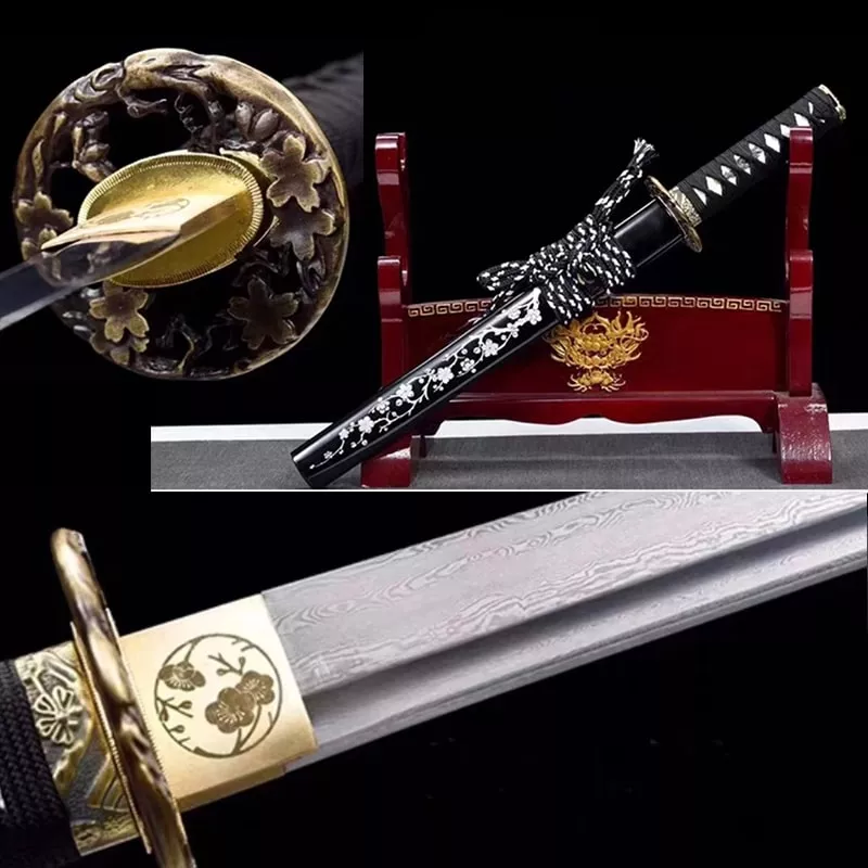 Tanto Tomisato (acier Damas & Saya Spéciale)